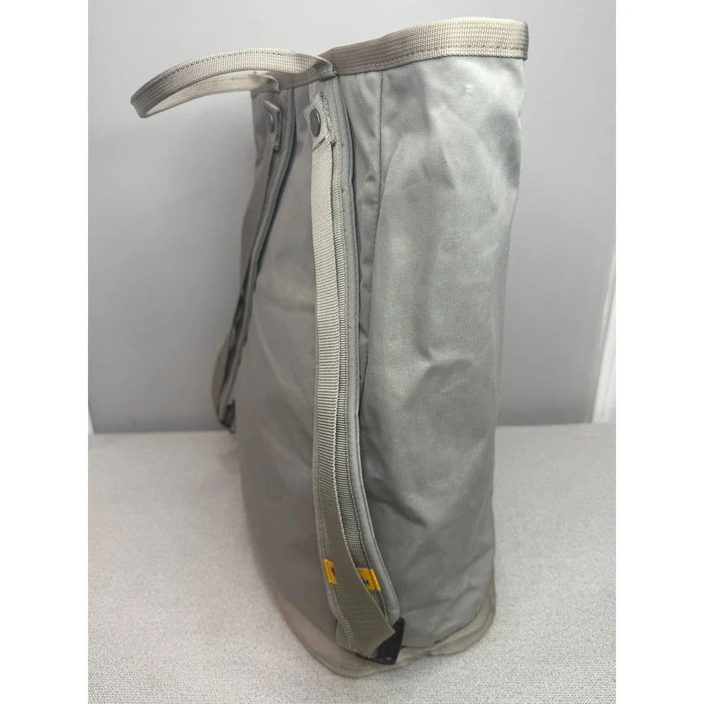 Fjallraven‎ Vardag Totepack Fog Grey Convertible Backpack Tote Bag 27240 NEW